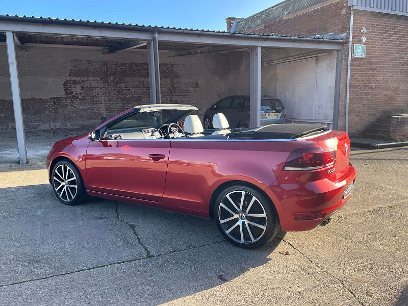 Volkswagen Golf 1.4 TSI GT Cabriolet 2dr Petrol DSG Euro 5 (160 ps) 2dr Automatic 2025