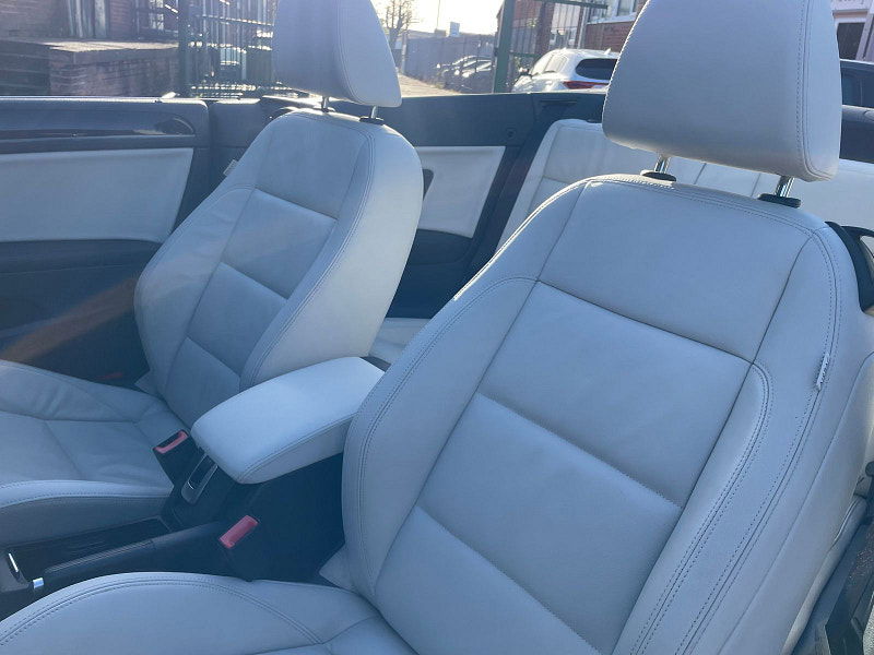 Volkswagen Golf 1.4 TSI GT Cabriolet 2dr Petrol DSG Euro 5 (160 ps) 2dr Automatic 2025