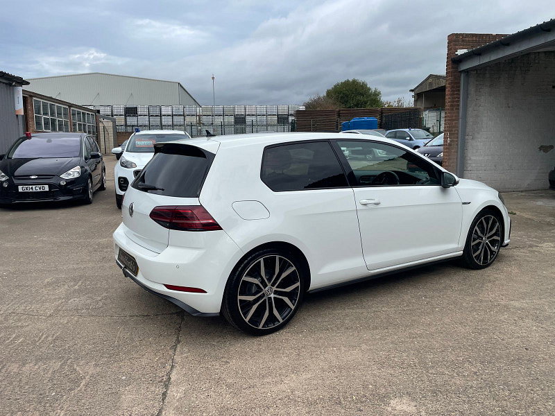 Volkswagen Golf 2.0 TDI BlueMotion Tech GTD Hatchback 3dr Diesel DSG Euro 6 (s/s) (184 ps) 3dr Automatic 2026