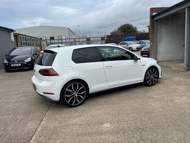 Volkswagen Golf 2.0 TDI BlueMotion Tech GTD Hatchback 3dr Diesel DSG Euro 6 (s/s) (184 ps) 3dr Automatic 2026