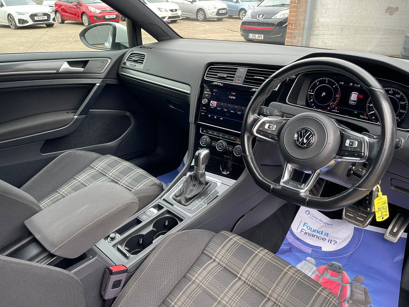 Volkswagen Golf 2.0 TDI BlueMotion Tech GTD Hatchback 3dr Diesel DSG Euro 6 (s/s) (184 ps) 3dr Automatic 2026