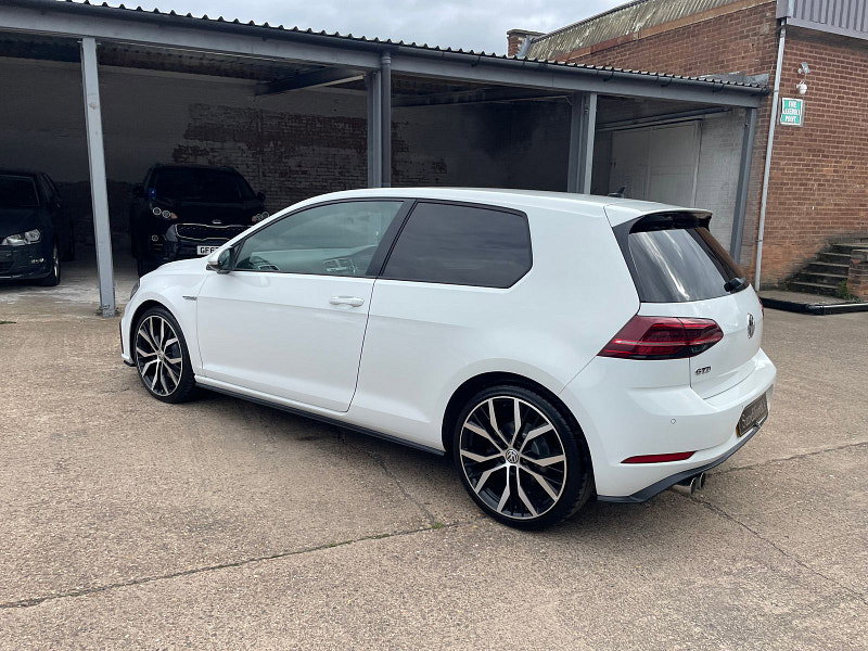 Volkswagen Golf 2.0 TDI BlueMotion Tech GTD Hatchback 3dr Diesel DSG Euro 6 (s/s) (184 ps) 3dr Automatic 2026