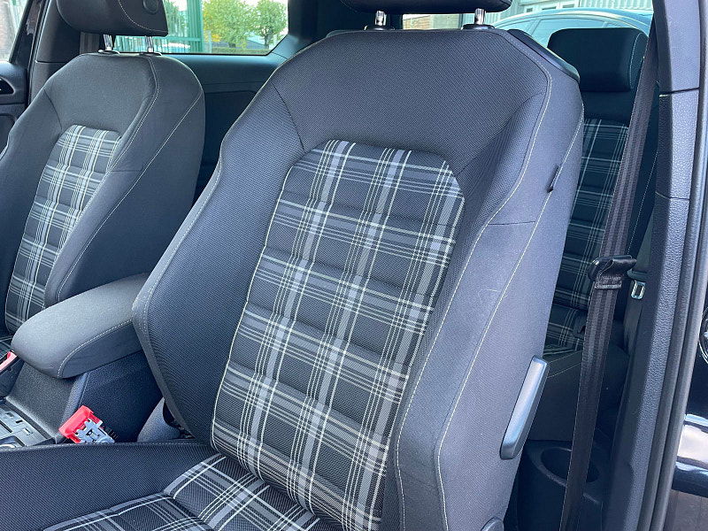 Volkswagen Golf 2.0 TDI BlueMotion Tech GTD Hatchback 3dr Diesel Manual Euro 6 (s/s) (184 ps) 3dr Manual 2025