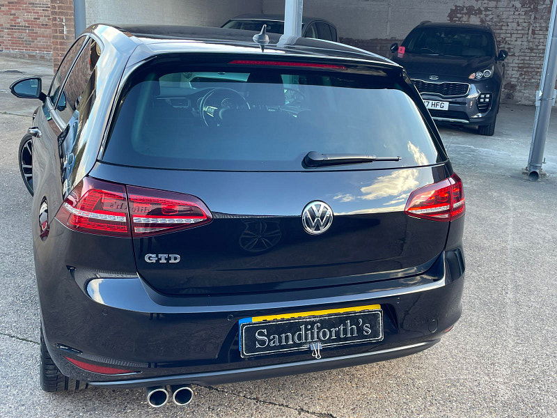 Volkswagen Golf 2.0 TDI BlueMotion Tech GTD Hatchback 3dr Diesel Manual Euro 6 (s/s) (184 ps) 3dr Manual 2025