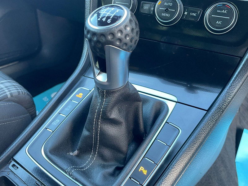 Volkswagen Golf 2.0 TDI BlueMotion Tech GTD Hatchback 3dr Diesel Manual Euro 6 (s/s) (184 ps) 3dr Manual 2025