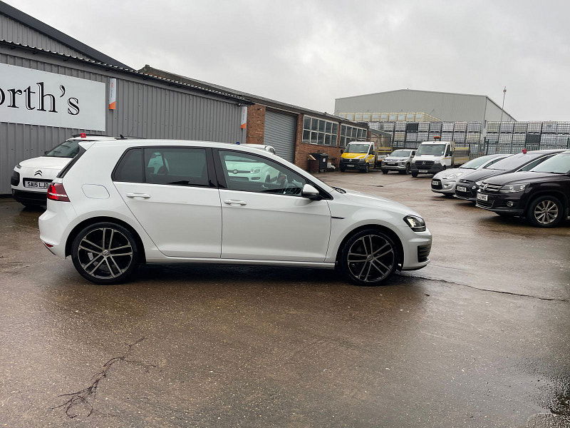 Volkswagen Golf 2.0 TDI BlueMotion Tech GTD Hatchback 5dr Diesel DSG Euro 6 (s/s) (184 ps) 5dr Automatic 2025