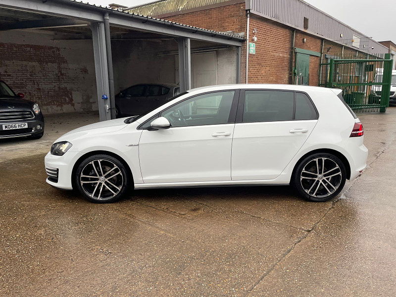 Volkswagen Golf 2.0 TDI BlueMotion Tech GTD Hatchback 5dr Diesel DSG Euro 6 (s/s) (184 ps) 5dr Automatic 2025