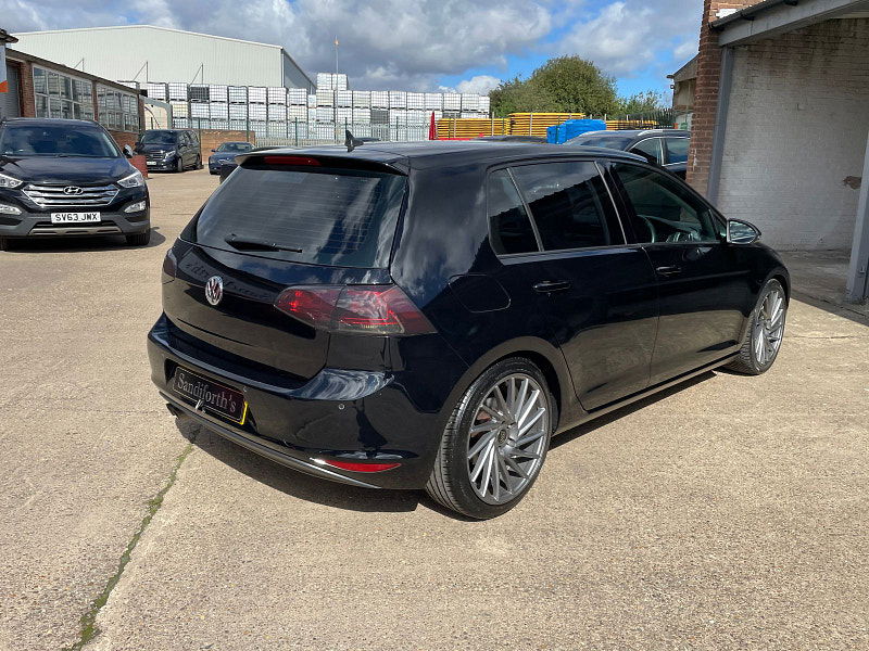 Volkswagen Golf 2.0 TDI BlueMotion Tech Match Edition Hatchback 5dr Diesel Manual Euro 6 (s/s) (150 ps) Multi Spoke Alloys 18's 5dr Manual 2025