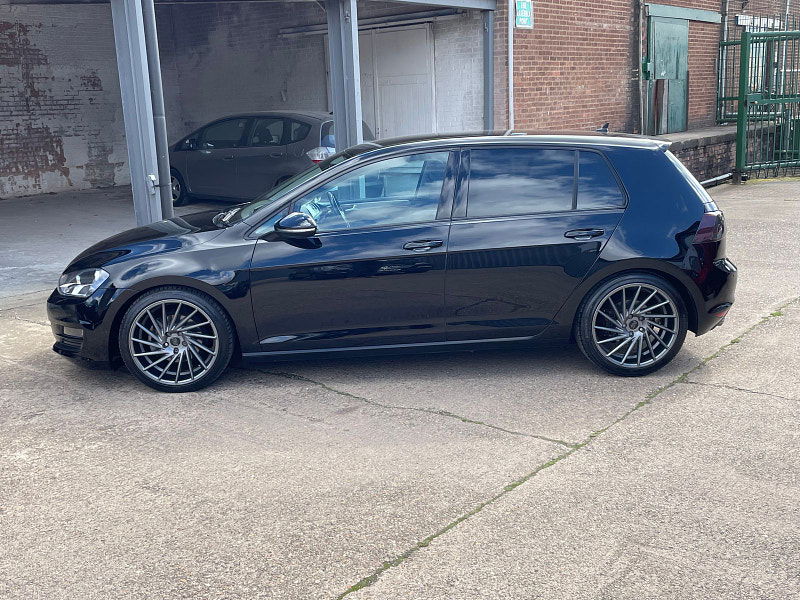 Volkswagen Golf 2.0 TDI BlueMotion Tech Match Edition Hatchback 5dr Diesel Manual Euro 6 (s/s) (150 ps) Multi Spoke Alloys 18's 5dr Manual 2025