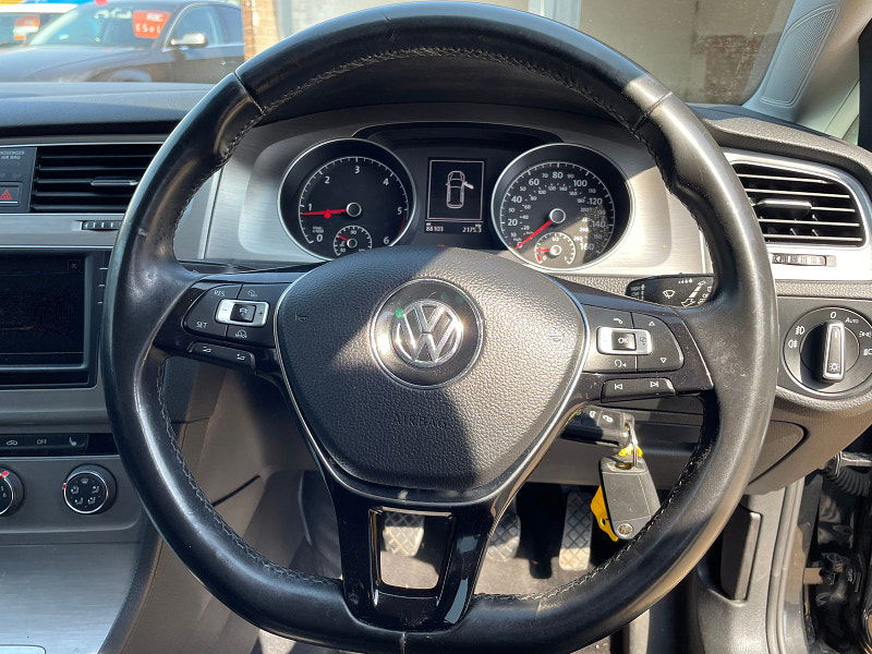 Volkswagen Golf 2.0 TDI BlueMotion Tech Match Edition Hatchback 5dr Diesel Manual Euro 6 (s/s) (150 ps) Multi Spoke Alloys 18's 5dr Manual 2025