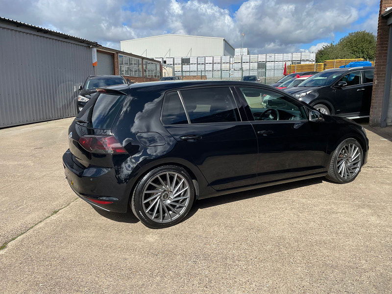 Volkswagen Golf 2.0 TDI BlueMotion Tech Match Edition Hatchback 5dr Diesel Manual Euro 6 (s/s) (150 ps) Multi Spoke Alloys 18's 5dr Manual 2025