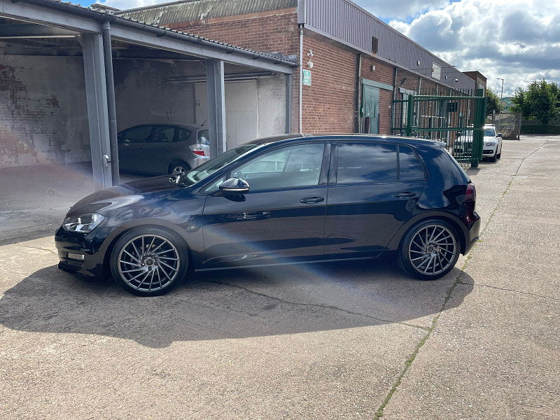 Volkswagen Golf 2.0 TDI BlueMotion Tech Match Edition Hatchback 5dr Diesel Manual Euro 6 (s/s) (150 ps) Multi Spoke Alloys 18's 5dr Manual 2025