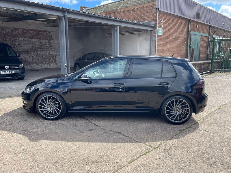 Volkswagen Golf 2.0 TDI BlueMotion Tech Match Edition Hatchback 5dr Diesel Manual Euro 6 (s/s) (150 ps) Multi Spoke Alloys 18's 5dr Manual 2025