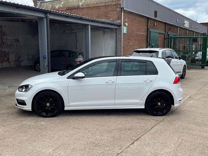 Volkswagen Golf 2.0 TDI BlueMotion Tech R-Line Edition Hatchback 5dr Diesel DSG Euro 6 (s/s) (150 ps) Leather, Pan Roof 5dr Automatic 2025