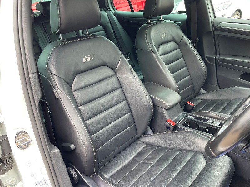 Volkswagen Golf 2.0 TDI BlueMotion Tech R-Line Edition Hatchback 5dr Diesel DSG Euro 6 (s/s) (150 ps) Leather, Pan Roof 5dr Automatic 2025