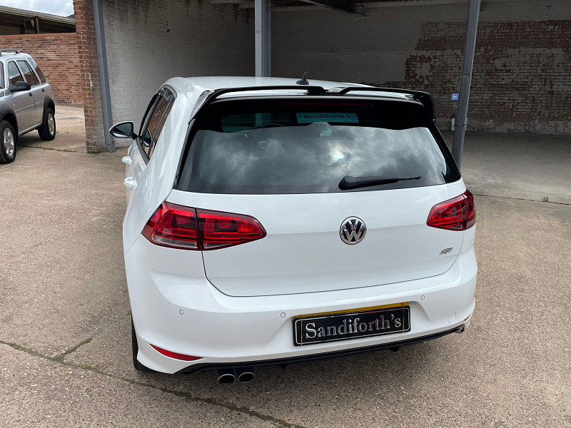 Volkswagen Golf 2.0 TDI BlueMotion Tech R-Line Edition Hatchback 5dr Diesel DSG Euro 6 (s/s) (150 ps) Leather, Pan Roof 5dr Automatic 2025
