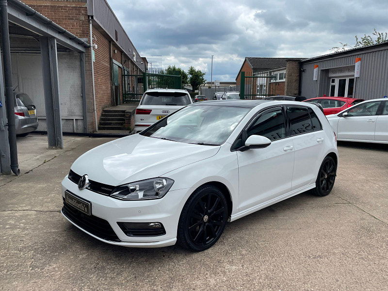 Volkswagen Golf 2.0 TDI BlueMotion Tech R-Line Edition Hatchback 5dr Diesel DSG Euro 6 (s/s) (150 ps) Leather, Pan Roof 5dr Automatic 2025
