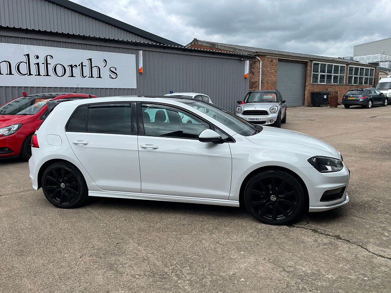 Volkswagen Golf 2.0 TDI BlueMotion Tech R-Line Edition Hatchback 5dr Diesel DSG Euro 6 (s/s) (150 ps) Leather, Pan Roof 5dr Automatic 2025