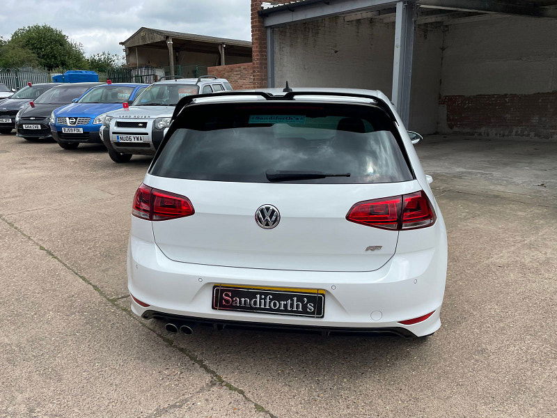 Volkswagen Golf 2.0 TDI BlueMotion Tech R-Line Edition Hatchback 5dr Diesel DSG Euro 6 (s/s) (150 ps) Leather, Pan Roof 5dr Automatic 2025