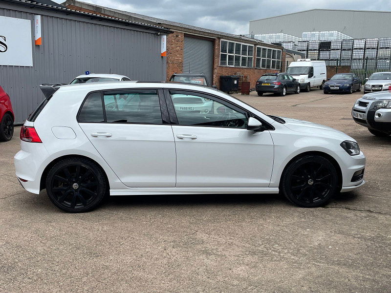 Volkswagen Golf 2.0 TDI BlueMotion Tech R-Line Edition Hatchback 5dr Diesel DSG Euro 6 (s/s) (150 ps) Leather, Pan Roof 5dr Automatic 2025
