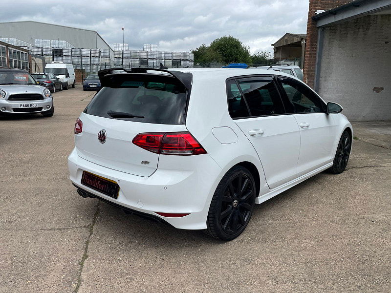 Volkswagen Golf 2.0 TDI BlueMotion Tech R-Line Edition Hatchback 5dr Diesel DSG Euro 6 (s/s) (150 ps) Leather, Pan Roof 5dr Automatic 2025