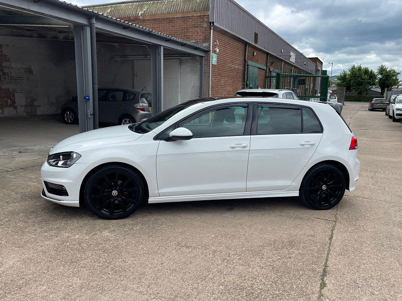 Volkswagen Golf 2.0 TDI BlueMotion Tech R-Line Edition Hatchback 5dr Diesel DSG Euro 6 (s/s) (150 ps) Leather, Pan Roof 5dr Automatic 2025