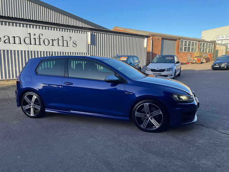 Volkswagen Golf 2.0 TSI BlueMotion Tech R Hatchback 3dr Petrol Manual 4Motion Euro 6 (s/s) (300 ps) 3dr Manual 2026