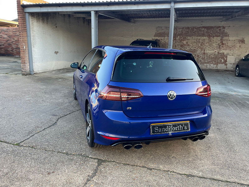 Volkswagen Golf 2.0 TSI BlueMotion Tech R Hatchback 3dr Petrol Manual 4Motion Euro 6 (s/s) (300 ps) 3dr Manual 2026