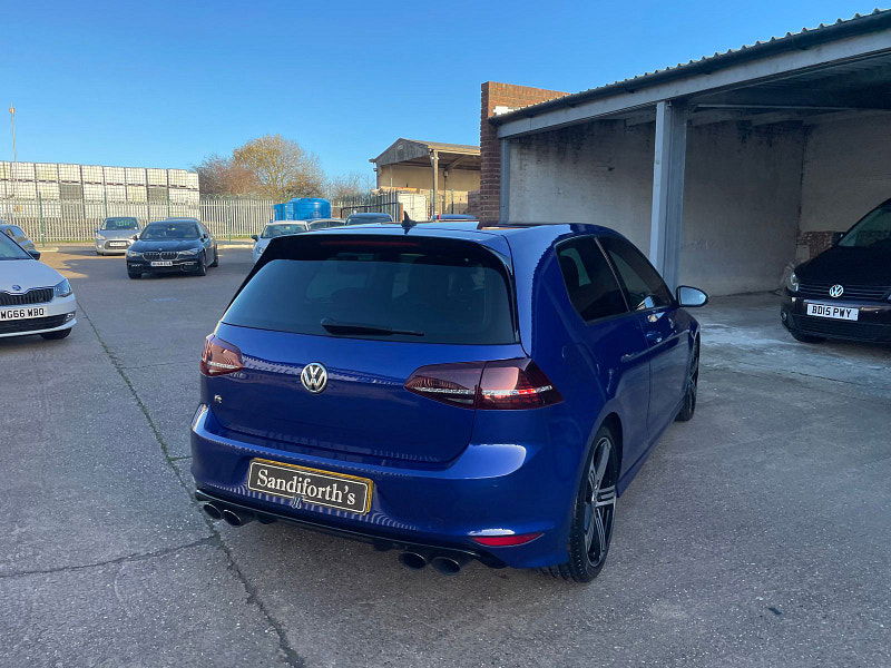 Volkswagen Golf 2.0 TSI BlueMotion Tech R Hatchback 3dr Petrol Manual 4Motion Euro 6 (s/s) (300 ps) 3dr Manual 2026