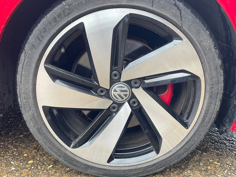 Volkswagen Golf 2.0 TSI GTI Hatchback 5dr Petrol DSG Euro 6 (s/s) (230 ps) 5dr Automatic 2026