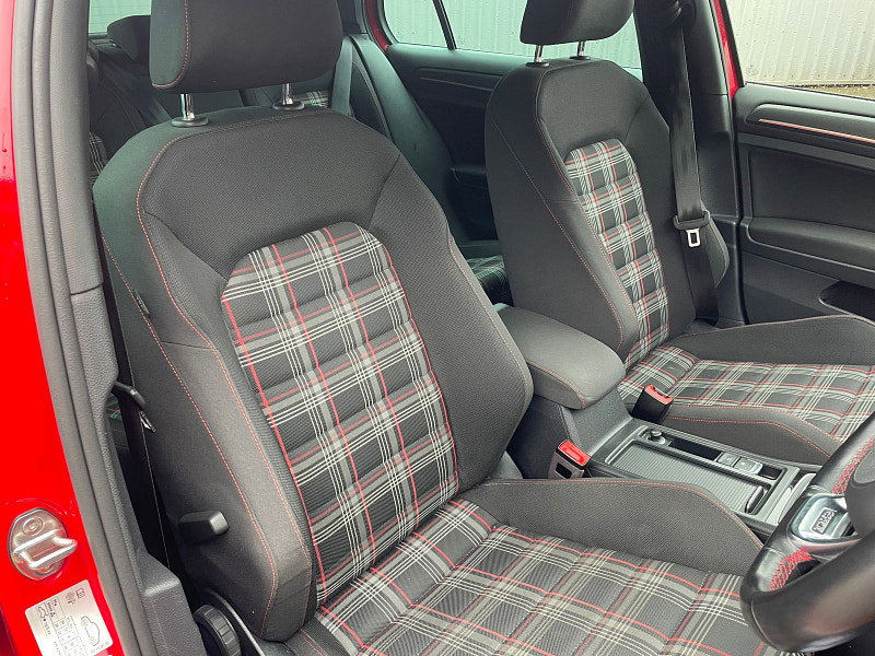 Volkswagen Golf 2.0 TSI GTI Hatchback 5dr Petrol DSG Euro 6 (s/s) (230 ps) 5dr Automatic 2026