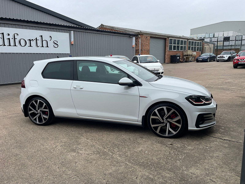 Volkswagen Golf 2.0 TSI GTI Performance Hatchback 3dr Petrol Manual Euro 6 (s/s) (245 ps) 3dr Manual 2025