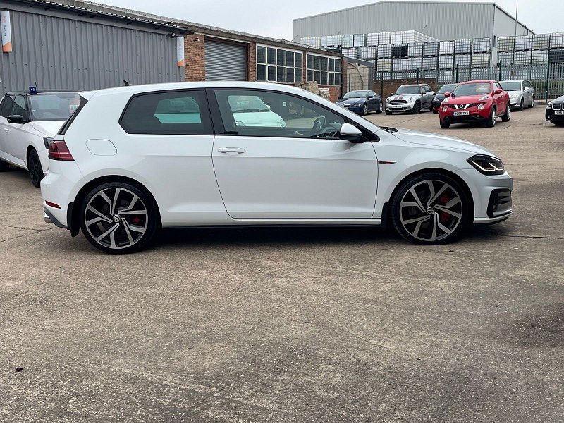 Volkswagen Golf 2.0 TSI GTI Performance Hatchback 3dr Petrol Manual Euro 6 (s/s) (245 ps) 3dr Manual 2025