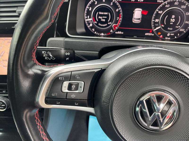 Volkswagen Golf 2.0 TSI GTI Performance Hatchback 3dr Petrol Manual Euro 6 (s/s) (245 ps) 3dr Manual 2025