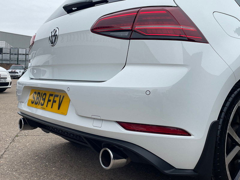 Volkswagen Golf 2.0 TSI GTI Performance Hatchback 3dr Petrol Manual Euro 6 (s/s) (245 ps) 3dr Manual 2025