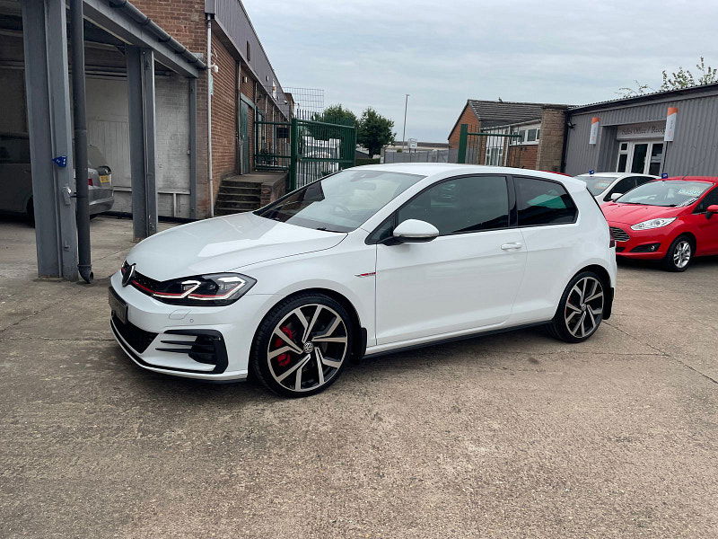 Volkswagen Golf 2.0 TSI GTI Performance Hatchback 3dr Petrol Manual Euro 6 (s/s) (245 ps) 3dr Manual 2025