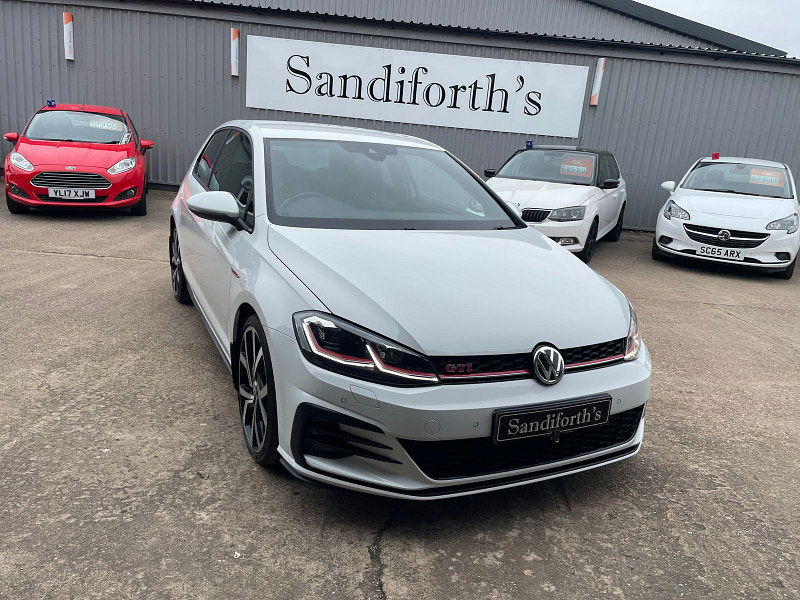 Volkswagen Golf 2.0 TSI GTI Performance Hatchback 3dr Petrol Manual Euro 6 (s/s) (245 ps) 3dr Manual 2025