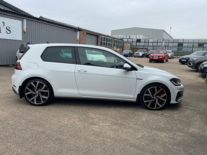 Volkswagen Golf 2.0 TSI GTI Performance Hatchback 3dr Petrol Manual Euro 6 (s/s) (245 ps) 3dr Manual 2025