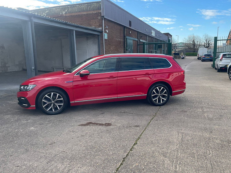 Volkswagen Passat 1.4 TSI 13kWh GTE Estate 5dr Petrol Plug-in Hybrid DSG Euro 6 (s/s) (218 ps) 5dr Automatic 2026