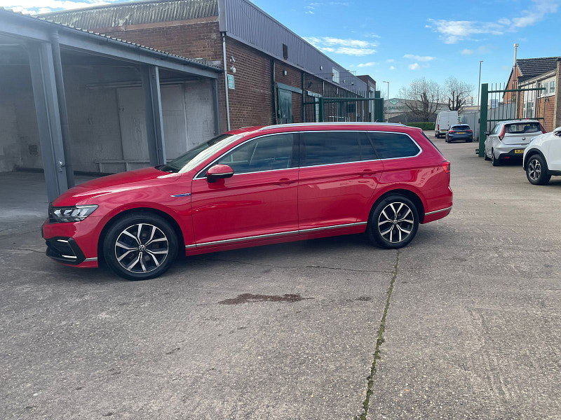 Volkswagen Passat 1.4 TSI 13kWh GTE Estate 5dr Petrol Plug-in Hybrid DSG Euro 6 (s/s) (218 ps) 5dr Automatic 2026