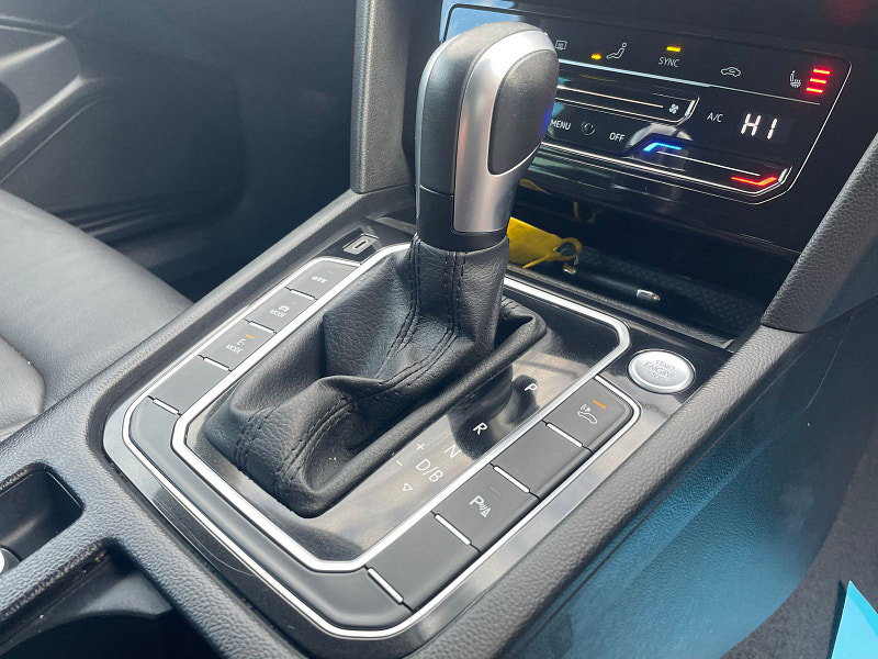 Volkswagen Passat 1.4 TSI 13kWh GTE Estate 5dr Petrol Plug-in Hybrid DSG Euro 6 (s/s) (218 ps) 5dr Automatic 2026