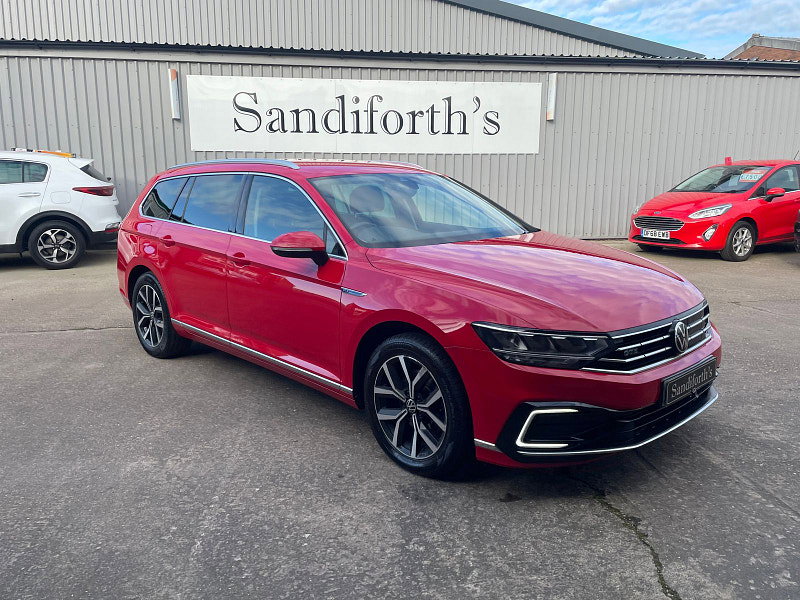 Volkswagen Passat 1.4 TSI 13kWh GTE Estate 5dr Petrol Plug-in Hybrid DSG Euro 6 (s/s) (218 ps) 5dr Automatic 2026