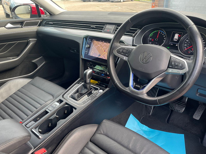 Volkswagen Passat 1.4 TSI 13kWh GTE Estate 5dr Petrol Plug-in Hybrid DSG Euro 6 (s/s) (218 ps) 5dr Automatic 2026