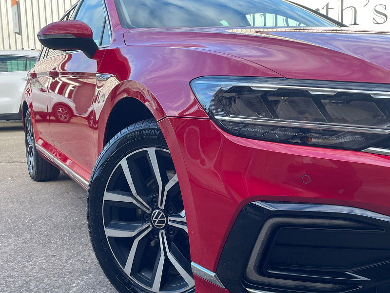 Volkswagen Passat 1.4 TSI 13kWh GTE Estate 5dr Petrol Plug-in Hybrid DSG Euro 6 (s/s) (218 ps) 5dr Automatic 2026