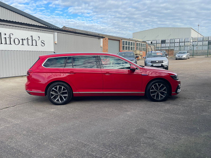 Volkswagen Passat 1.4 TSI 13kWh GTE Estate 5dr Petrol Plug-in Hybrid DSG Euro 6 (s/s) (218 ps) 5dr Automatic 2026