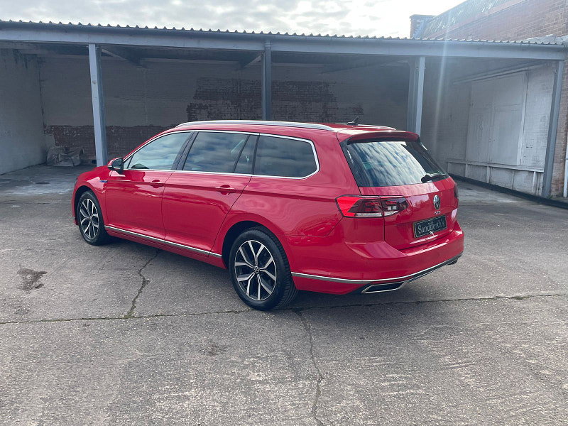 Volkswagen Passat 1.4 TSI 13kWh GTE Estate 5dr Petrol Plug-in Hybrid DSG Euro 6 (s/s) (218 ps) 5dr Automatic 2026