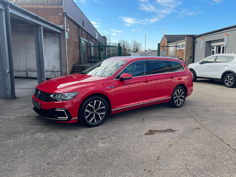 Volkswagen Passat 1.4 TSI 13kWh GTE Estate 5dr Petrol Plug-in Hybrid DSG Euro 6 (s/s) (218 ps) 5dr Automatic 2026