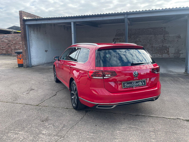 Volkswagen Passat 1.4 TSI 13kWh GTE Estate 5dr Petrol Plug-in Hybrid DSG Euro 6 (s/s) (218 ps) 5dr Automatic 2026