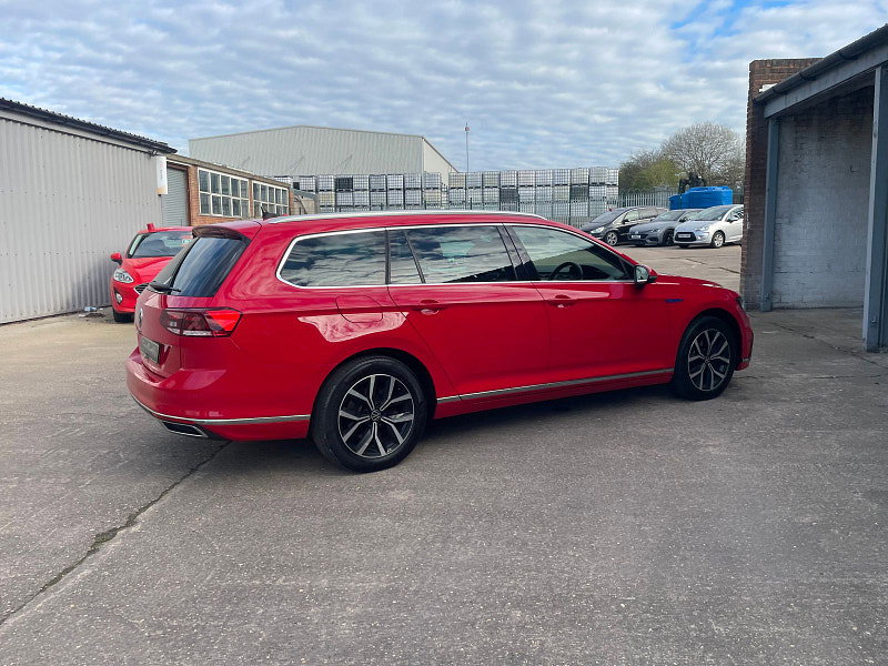 Volkswagen Passat 1.4 TSI 13kWh GTE Estate 5dr Petrol Plug-in Hybrid DSG Euro 6 (s/s) (218 ps) 5dr Automatic 2026