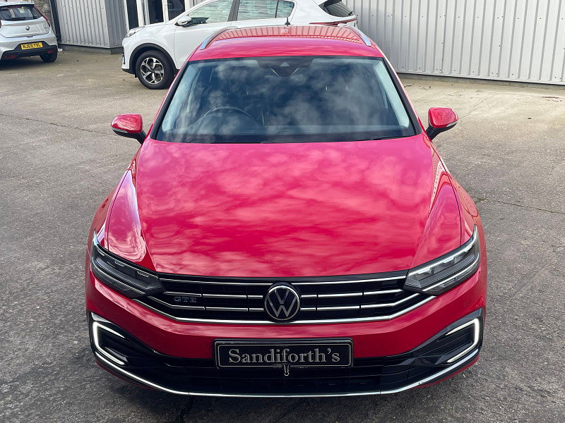 Volkswagen Passat 1.4 TSI 13kWh GTE Estate 5dr Petrol Plug-in Hybrid DSG Euro 6 (s/s) (218 ps) 5dr Automatic 2026